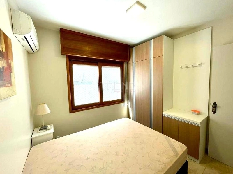 Apartamento mobiliado junto da Praça Flávio Boianowski e do mar: 11ª foto da galeria de imagens do imóvel