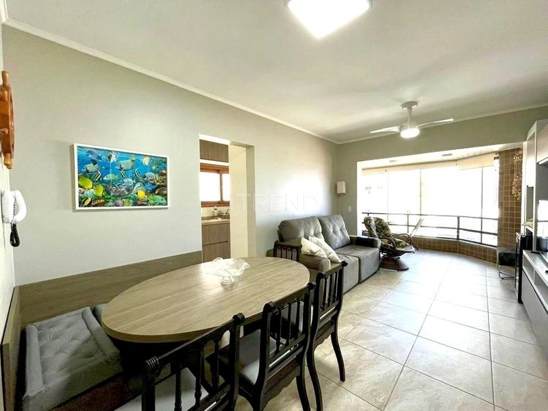 Apartamento mobiliado junto da Praça Flávio Boianowski e do mar: 4ª foto da galeria de imagens do imóvel