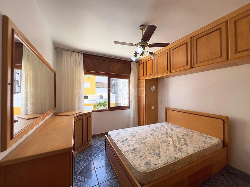 Apartamento de frente com sacada apenas 1 quadra do mar!: 9ª foto da galeria de imagens do imóvel