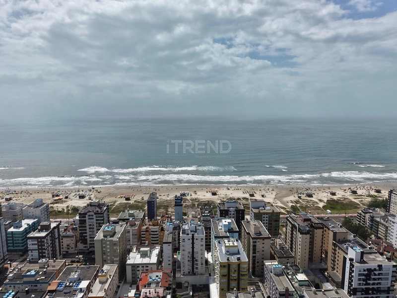 NO CORAÇÃO DA CIDADE: 2ª foto da galeria de imagens do imóvel