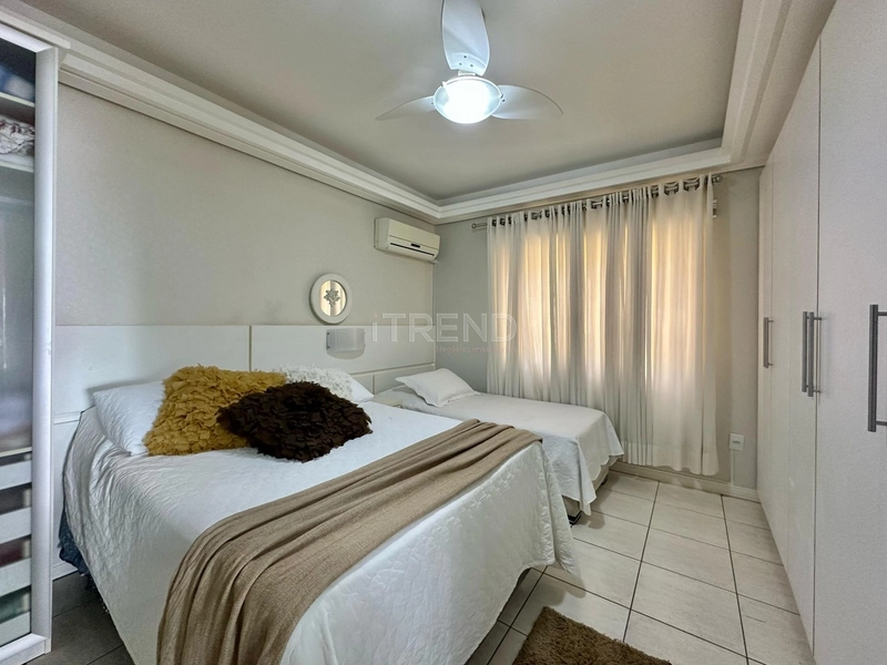 COBERTURA À VENDA  VISTA PARA MAR E SERRA: 3ª foto da galeria de imagens do imóvel