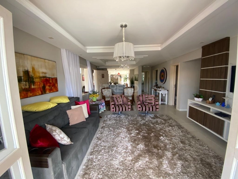 EXCELENTE CASA EM BAIRRO NOBRE!: 29ª foto da galeria de imagens do imóvel