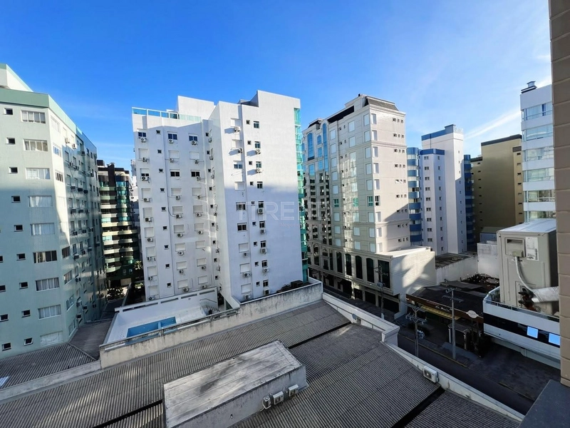APARTAMENTO À VENDA  PRÓXIMO AO MAR: 4ª foto da galeria de imagens do imóvel