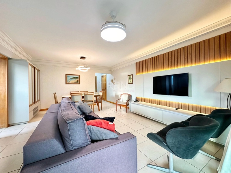 APARTAMENTO À VENDA  COM VISTA ETERNA PARA MAR E PRAÇA - RARIDADE: 26ª foto da galeria de imagens do imóvel