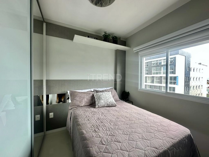 Belíssimo apartamento de frente para a praça com pé direto duplo: 19ª foto da galeria de imagens do imóvel