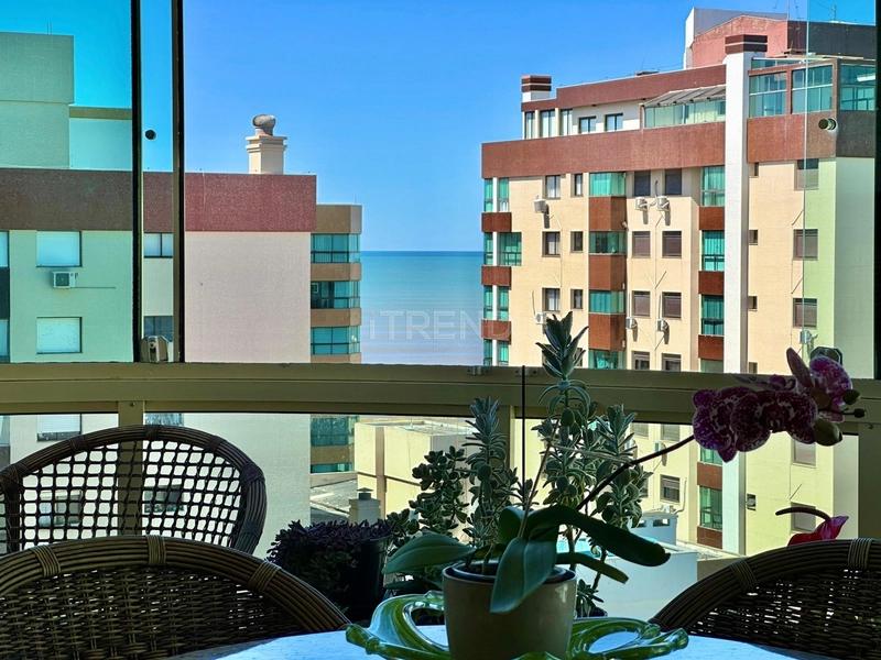 APARTAMENTO NO CORAÇÃO DA CIDADE, JUNTO AO MAR E COM SACADA AMPLA DE F: 27ª foto da galeria de imagens do imóvel