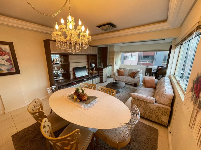 Apartamento no Centro: 4ª foto da galeria de imagens do imóvel