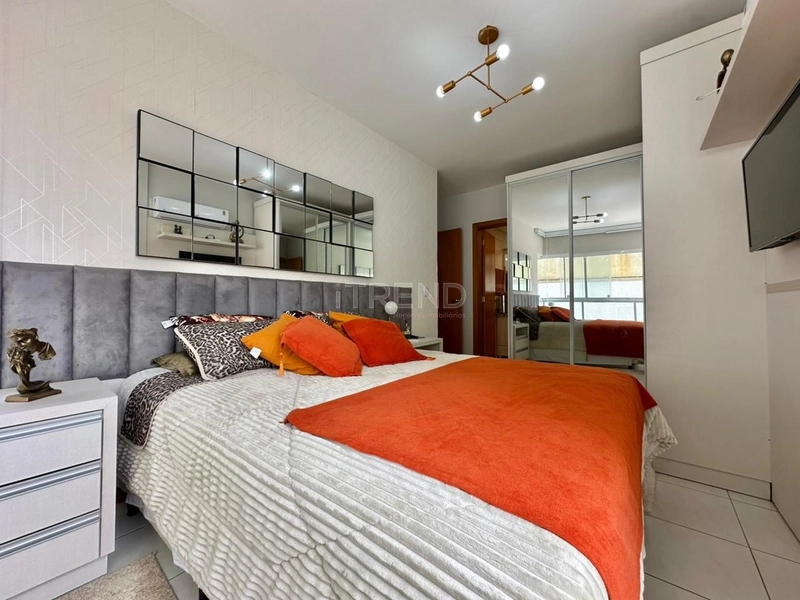 APARTAMENTO COM ENORME TERRAÇO LESTE E NORTE MOBILIADO E DECORADO: 6ª foto da galeria de imagens do imóvel