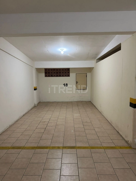 SACADA DE FRENTE PARA A RUA: 16ª foto da galeria de imagens do imóvel