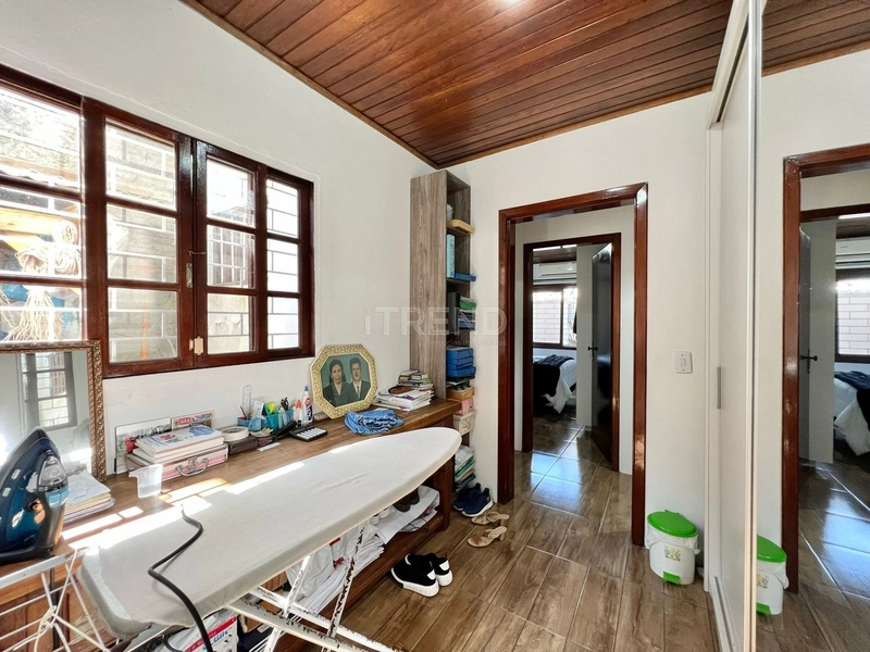 CASA COM 3 DORMITÓRIOS E QUIOSQUE: 7ª foto da galeria de imagens do imóvel