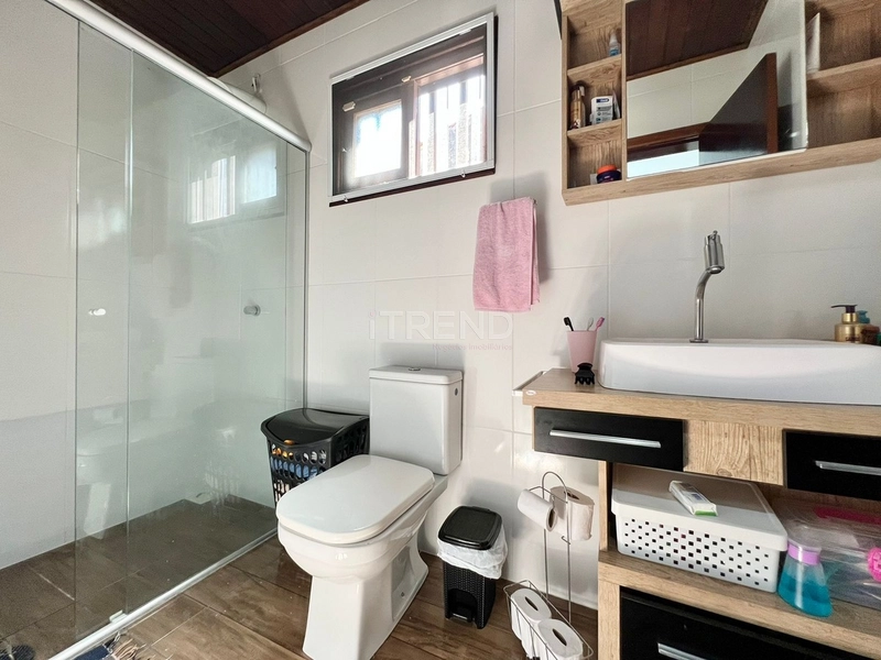 CASA COM 3 DORMITÓRIOS E QUIOSQUE: 19ª foto da galeria de imagens do imóvel