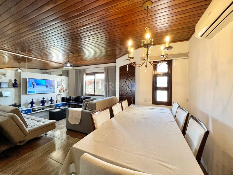 CASA COM 3 DORMITÓRIOS E QUIOSQUE: 5ª foto da galeria de imagens do imóvel
