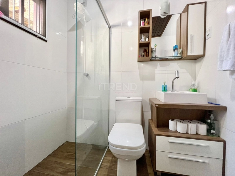 CASA COM 3 DORMITÓRIOS E QUIOSQUE: 8ª foto da galeria de imagens do imóvel
