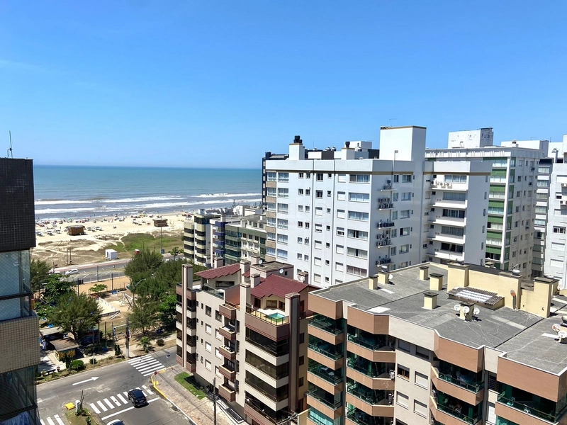 APENAS 2 QUADRAS DO MAR!: 8ª foto da galeria de imagens do imóvel