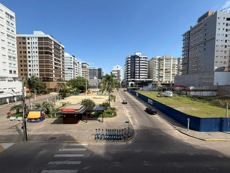 APARTAMENTO DE ESQUINA COM TERRAÇO: 17ª foto da galeria de imagens do imóvel