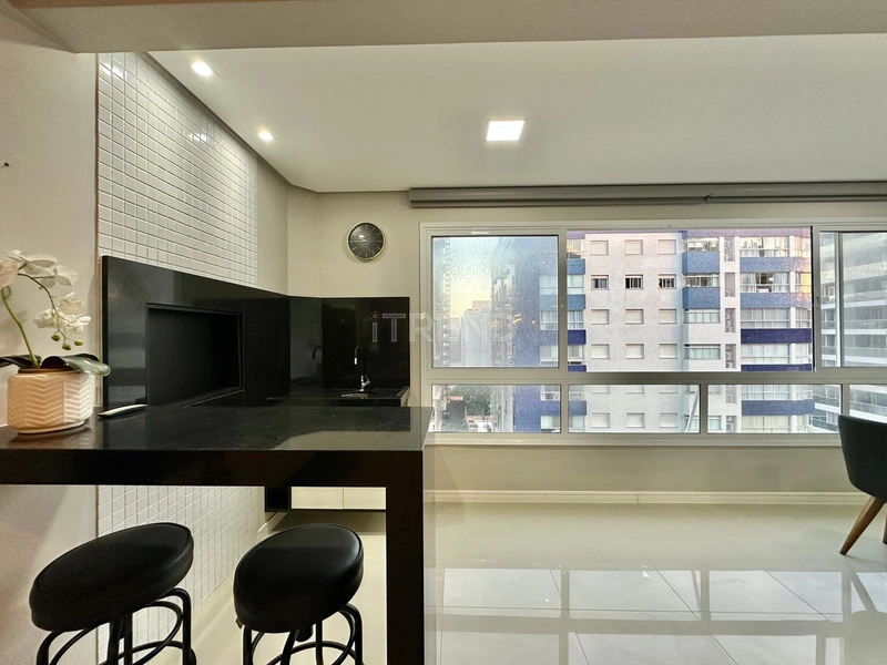 APARTAMENTO AMPLO FINAMENTE MOBILIADO E DECORADO: 12ª foto da galeria de imagens do imóvel