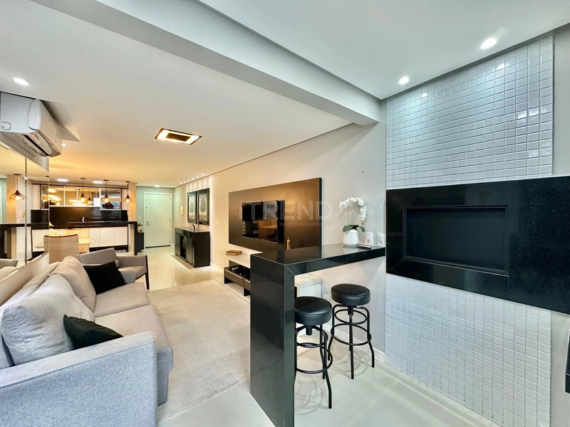 APARTAMENTO AMPLO FINAMENTE MOBILIADO E DECORADO: 9ª foto da galeria de imagens do imóvel