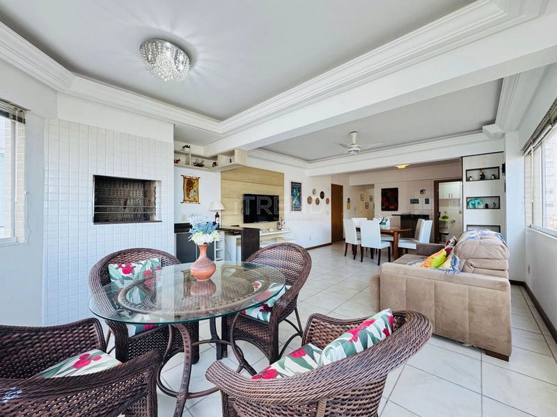 Apartamento com vista para o mar de todos os cômodos: 5ª foto da galeria de imagens do imóvel