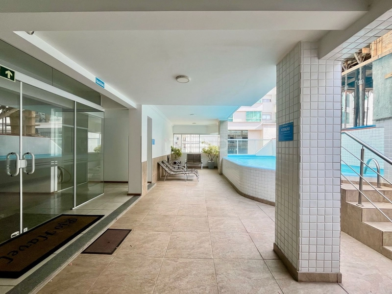 Apartamento com vista para o mar de todos os cômodos: 27ª foto da galeria de imagens do imóvel