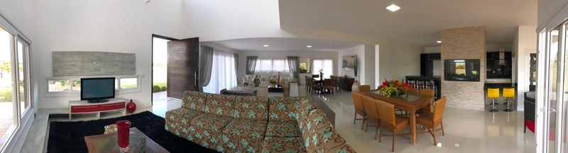 Linda Casa Mobiliada e Decorada em Condomínio a Beira da Lagoa: 1ª foto da galeria de imagens do imóvel