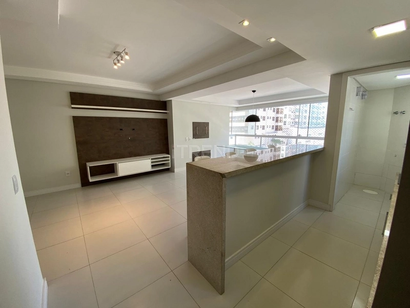 Apartamento a venda com vistão para o mar: 1ª foto da galeria de imagens do imóvel