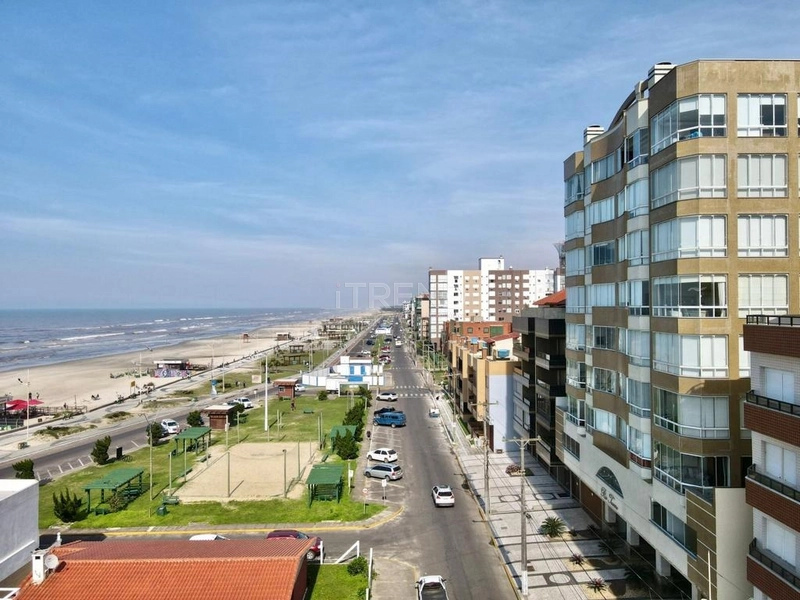Com vista cinematográfica para o mar: 25ª foto da galeria de imagens do imóvel