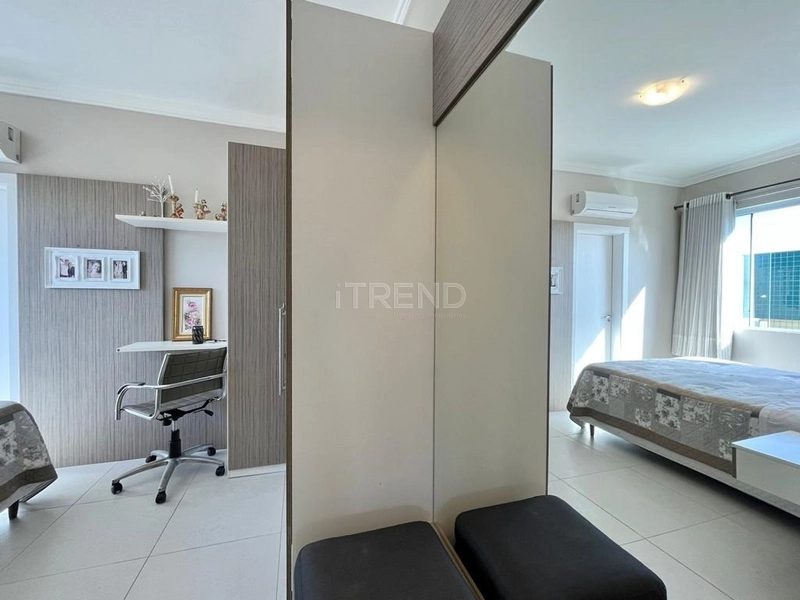 Apartamento de frente com vista liberada ao lado de uma praça de lazer: 7ª foto da galeria de imagens do imóvel