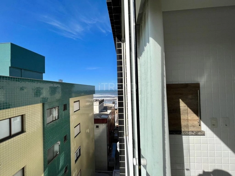 Apartamento de frente com vista liberada ao lado de uma praça de lazer: 5ª foto da galeria de imagens do imóvel
