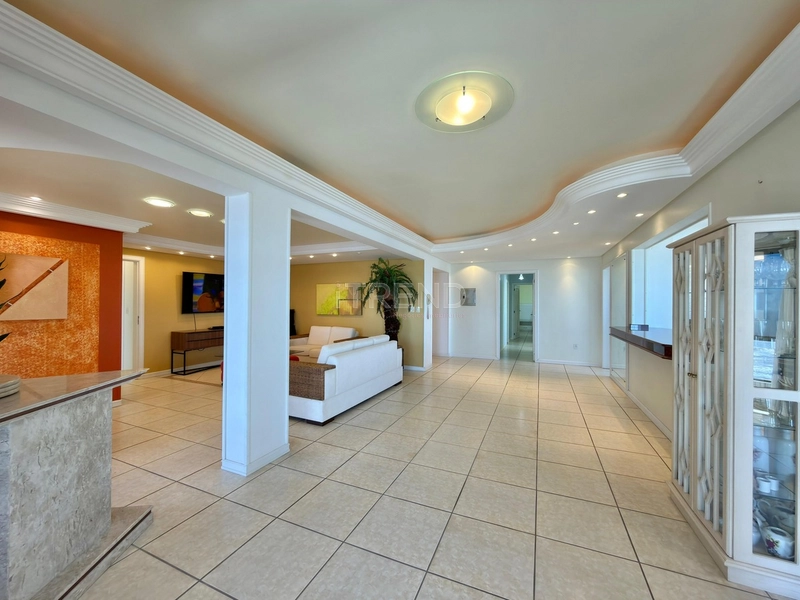 APARTAMENTO À VENDA COM VISTA PARA O MAR: 33ª foto da galeria de imagens do imóvel