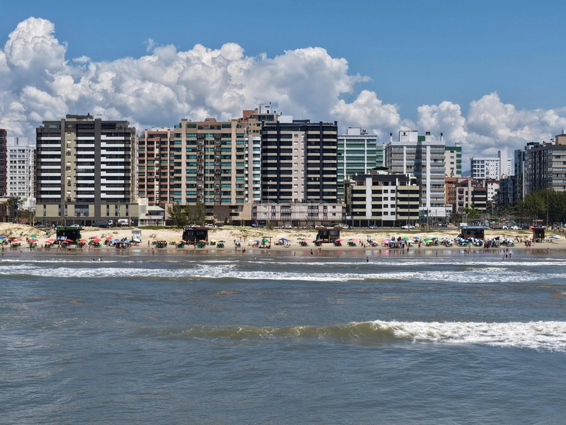 APARTAMENTO À VENDA COM VISTA PARA O MAR: 1ª foto da galeria de imagens do imóvel