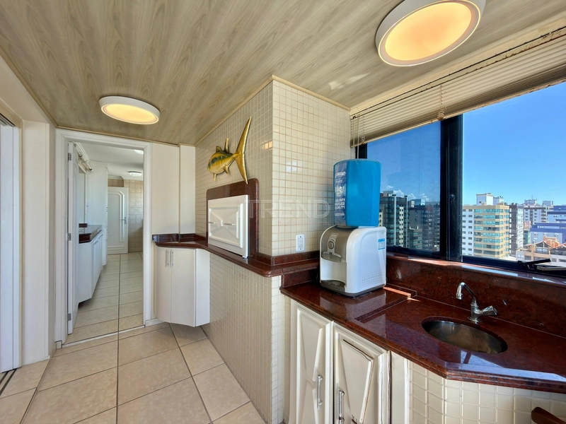 APARTAMENTO À VENDA COM VISTA PARA O MAR: 24ª foto da galeria de imagens do imóvel