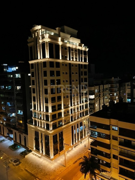 Edifício de luxo novo de esquina com infra estrutura!: 3ª foto da galeria de imagens do imóvel