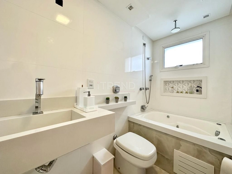 Amplo apartamento de frente perto do mar.: 21ª foto da galeria de imagens do imóvel