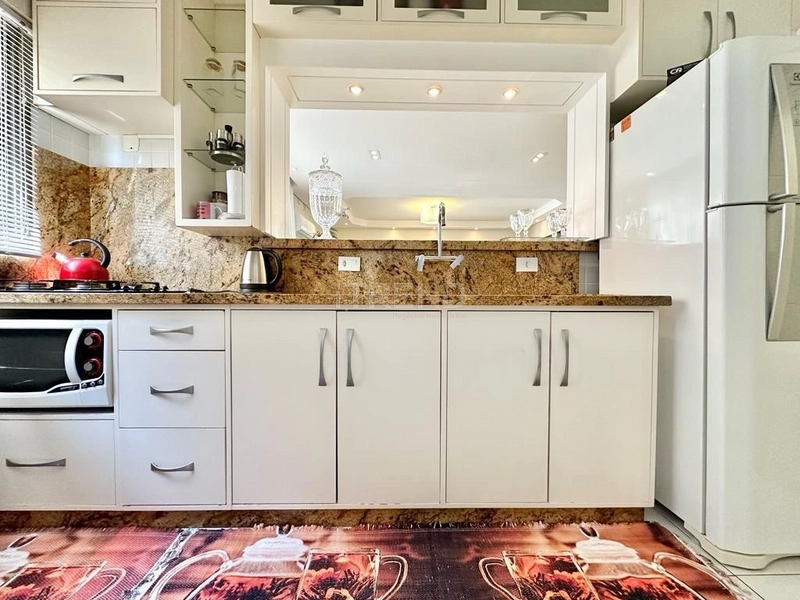 Amplo apartamento de frente perto do mar.: 2ª foto da galeria de imagens do imóvel