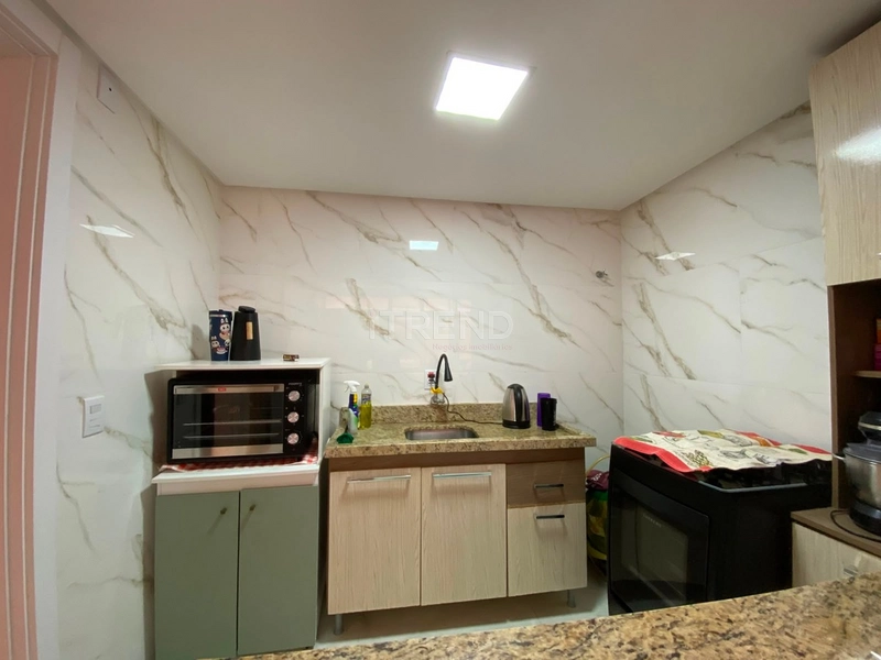 APARTAMENTO COM SACADA: 7ª foto da galeria de imagens do imóvel