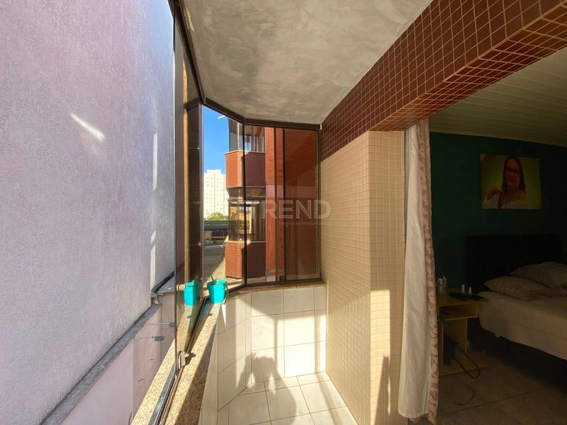 APARTAMENTO COM SACADA: 15ª foto da galeria de imagens do imóvel