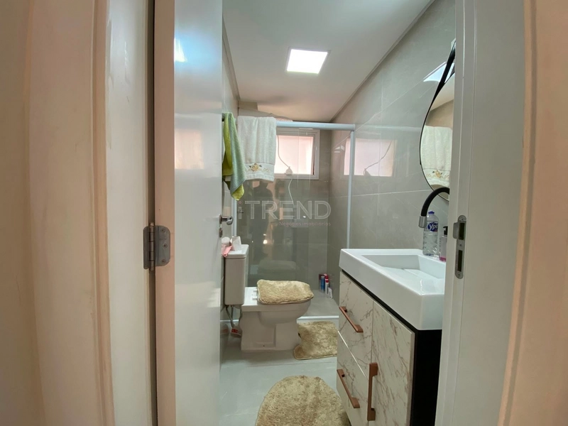 APARTAMENTO COM SACADA: 9ª foto da galeria de imagens do imóvel