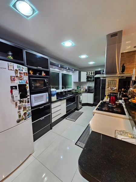 Lindo Sobrado no Condado de Capão: 30ª foto da galeria de imagens do imóvel
