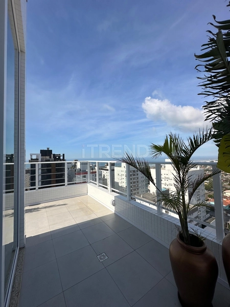 TERRAÇO DE FRENTE: 11ª foto da galeria de imagens do imóvel