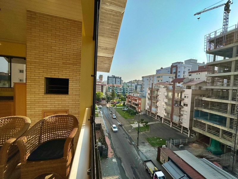 APARTAMENTO COM SACADA DE FRENTE À VENDA EM CAPÃO DA CANOA!: 5ª foto da galeria de imagens do imóvel