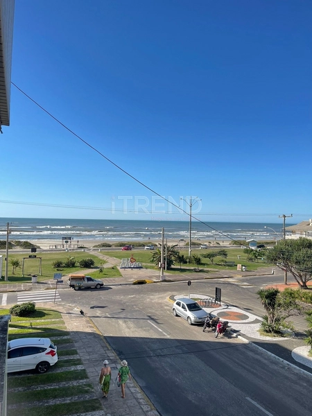 Apartamento com belíssima vista para o mar: 2ª foto da galeria de imagens do imóvel