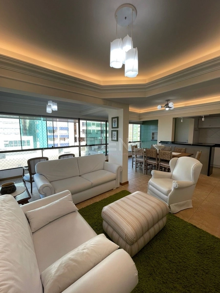 Apartamento com belíssima vista para o mar: 1ª foto da galeria de imagens do imóvel