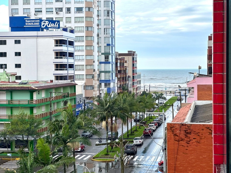 Ao lado da Praça Flávio Boianowisk: 6ª foto da galeria de imagens do imóvel