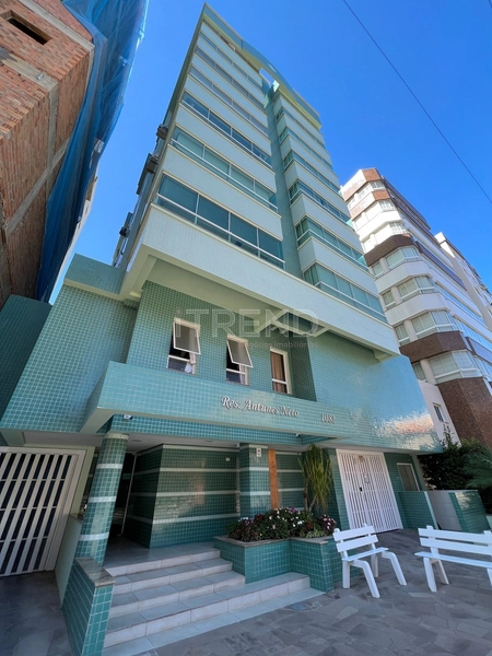 Apartamento de frente: 2ª foto da galeria de imagens do imóvel