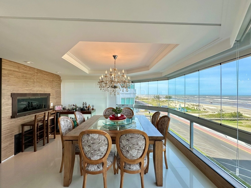 APARTAMENTO COM AMPLA SACADA DE FRETE PARA O MAR: 30ª foto da galeria de imagens do imóvel