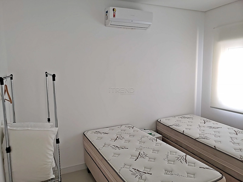 2 dormitórios mobiliado e decorado no Centro: 2ª foto da galeria de imagens do imóvel