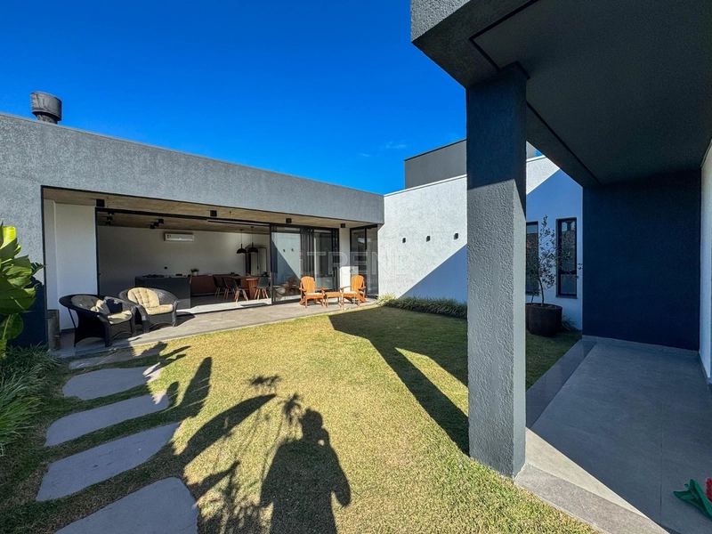 Maravilhosa Casa Térrea no Centro de Xangri-lá: 35ª foto da galeria de imagens do imóvel