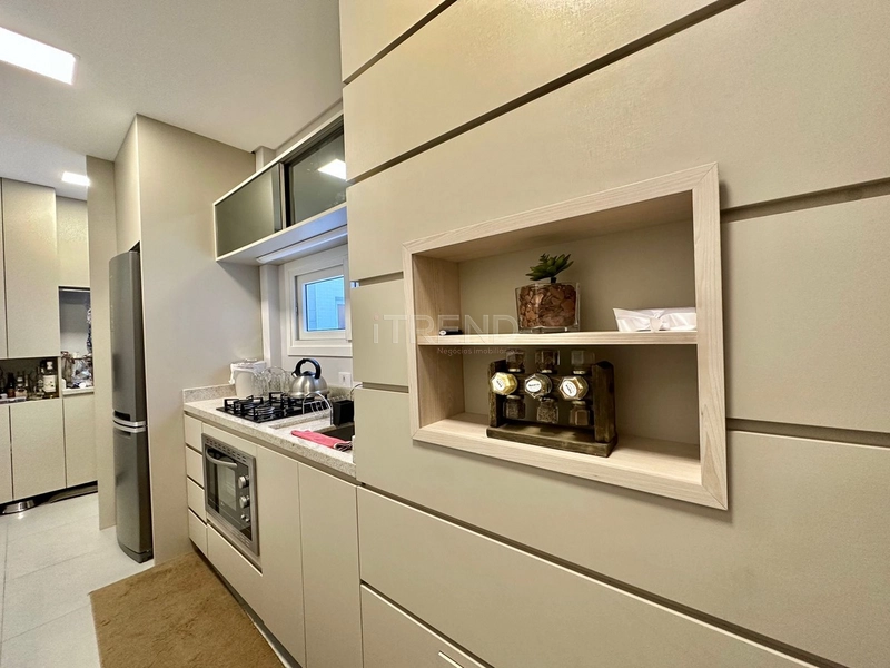 Finamente mobiliado e decorado na Zona Nova: 17ª foto da galeria de imagens do imóvel