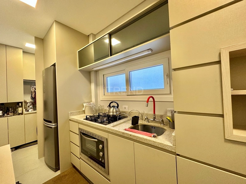 Finamente mobiliado e decorado na Zona Nova: 16ª foto da galeria de imagens do imóvel