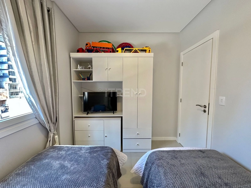 Finamente mobiliado e decorado na Zona Nova: 6ª foto da galeria de imagens do imóvel
